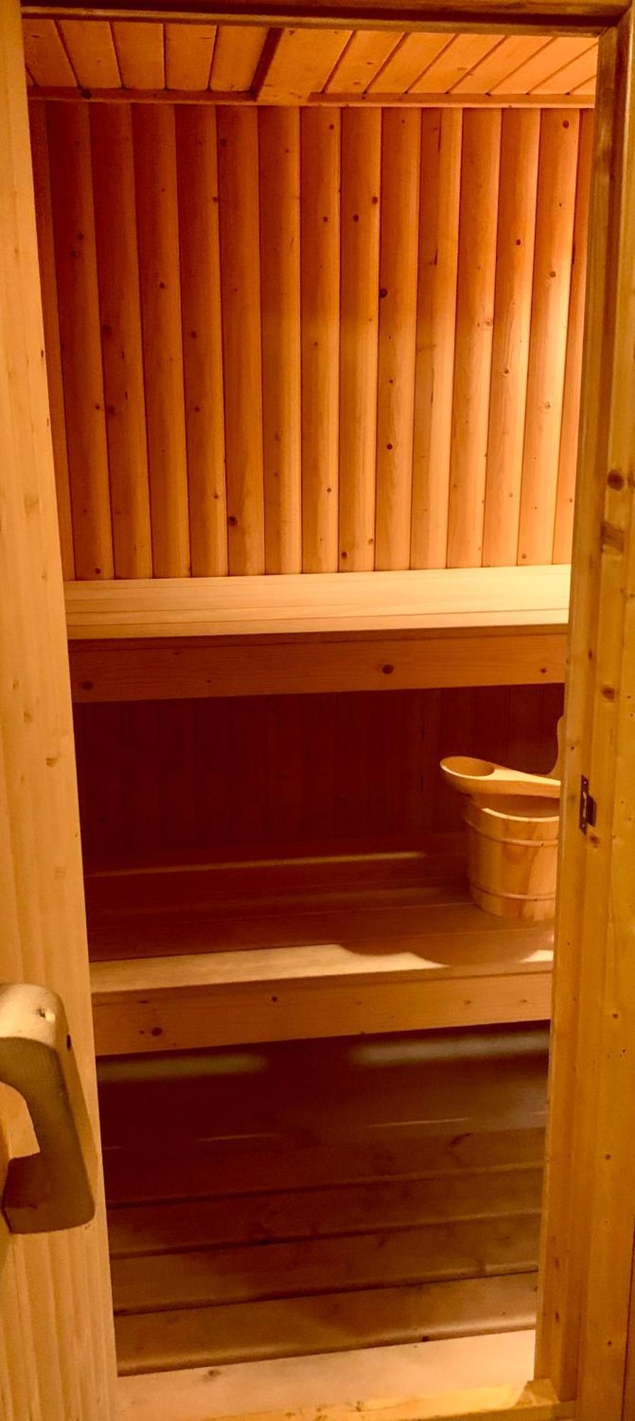 South Lakes Townhouse With Sauna Ulverston Exterior photo